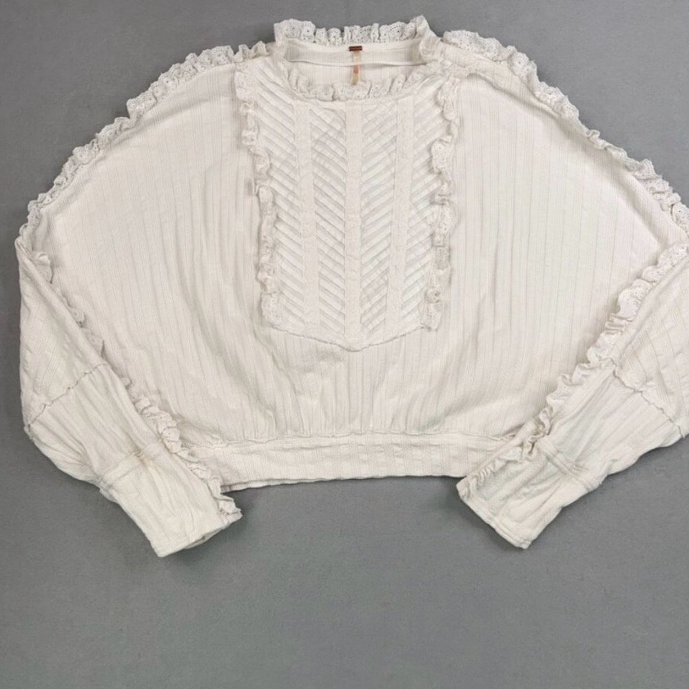 Free People Shirt Womens Medium Ivory More Romance Top Ruffle Eyelet Feminine